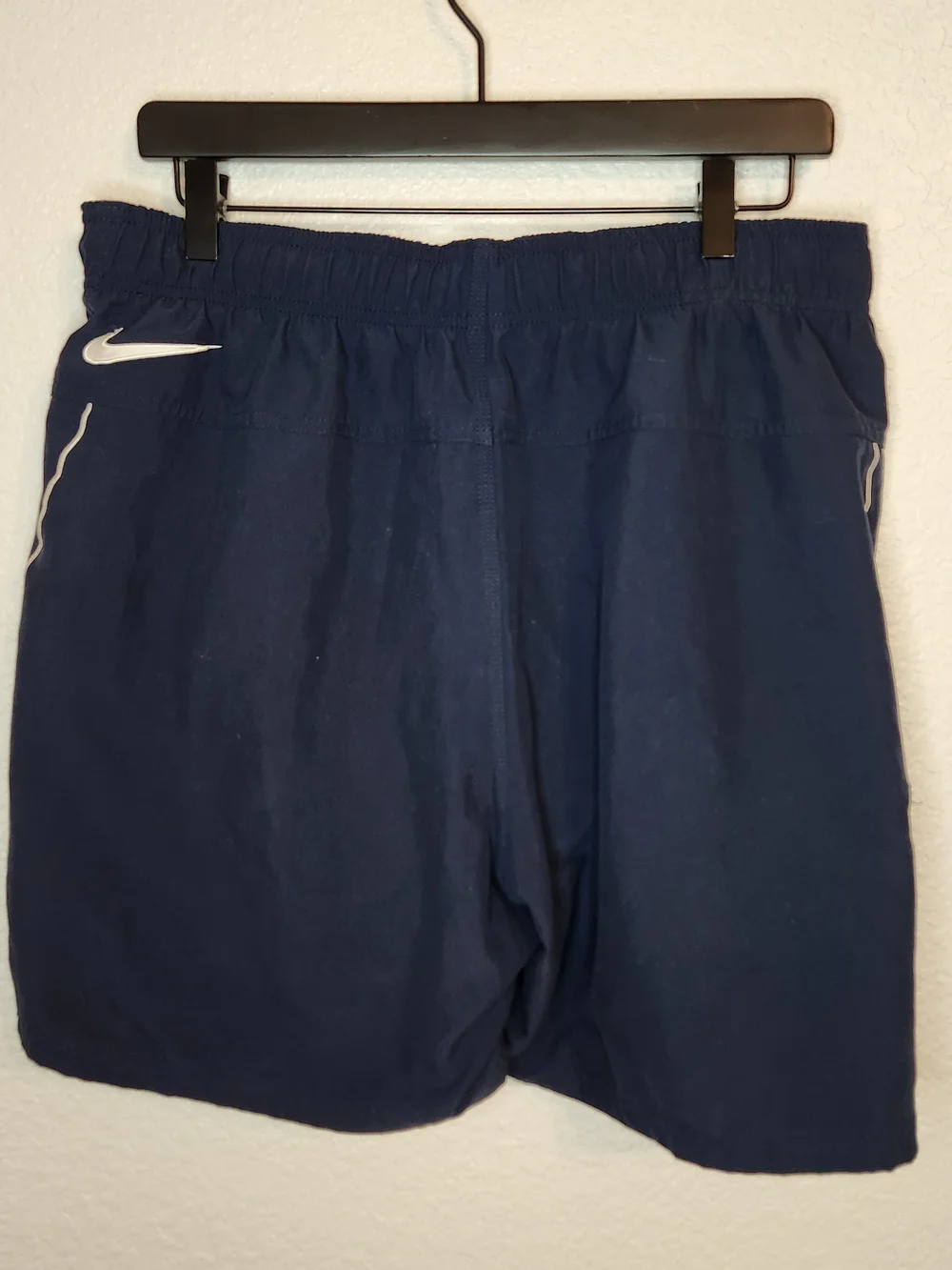 Vintage Nike Mens L Faded Travis Scott Big Swoosh Above Knee Lined Cargo Shorts